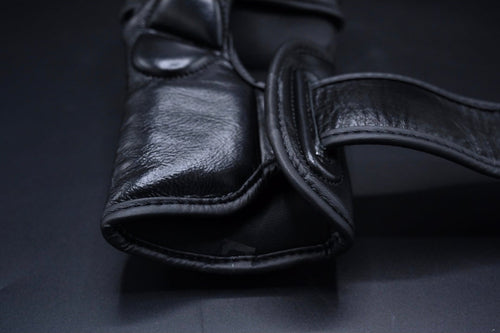 AMKA Stealth Hybrid MMA Gloves - 7oz